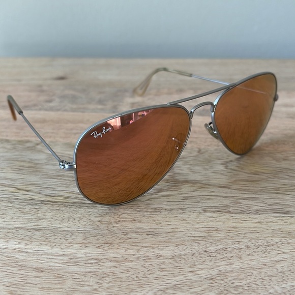 Ray-ban Aviator Sunglasses - Picture 4 of 6